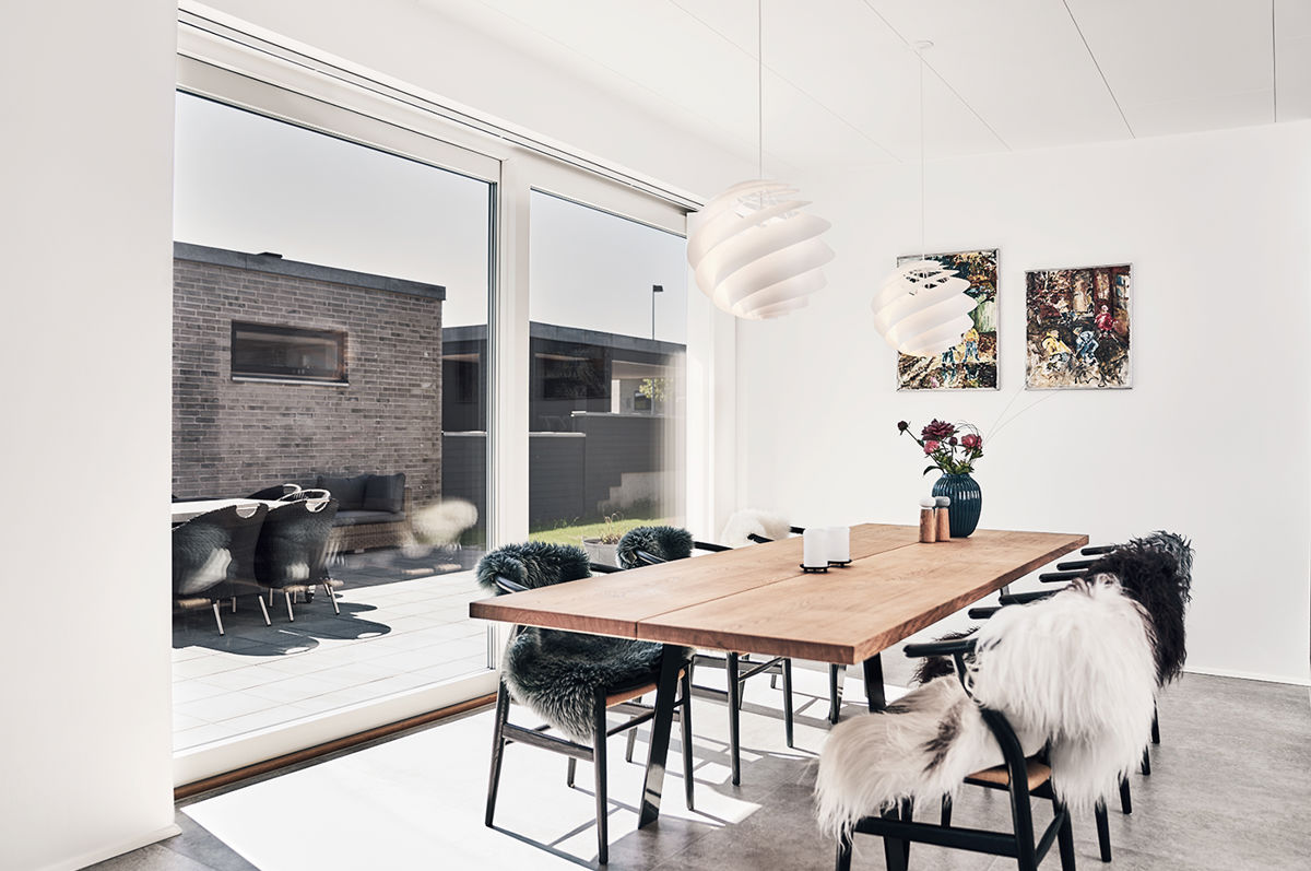 Modern_4.jpg Modern_4.jpg